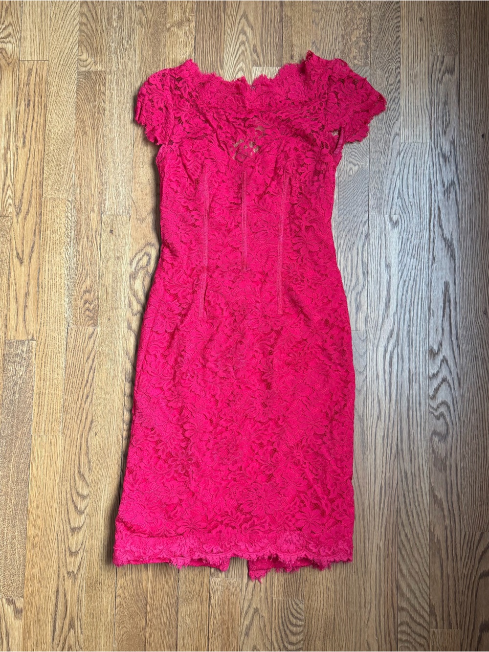ML Monique Lhuillier Vibrant Red Lace Cap Sleeve Cocktail Dress Size 2